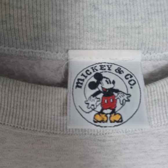 Vintage 90's Mickey Mouse International Soccer Themed Sweatshirt Large - Picture 3 of 7